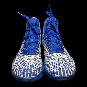 UNDER ARMOUR Clutch Fit Blue/ White Athletic Shoe Mens Size 11.5 (1246931-400)